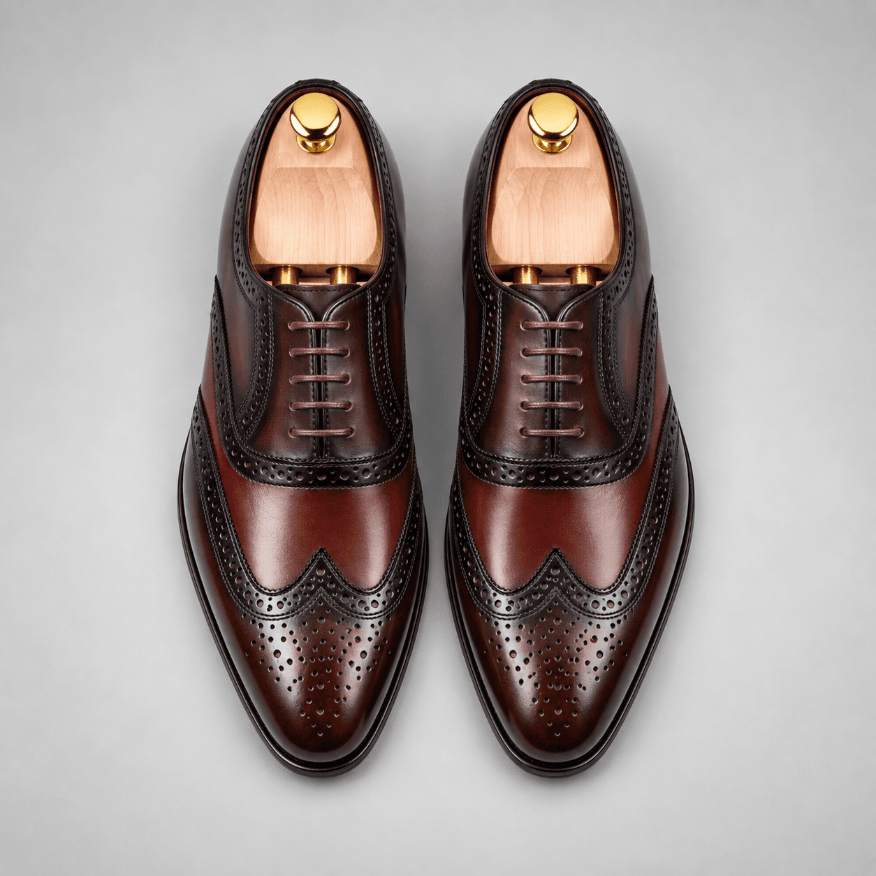 Gomilla brogues top-down